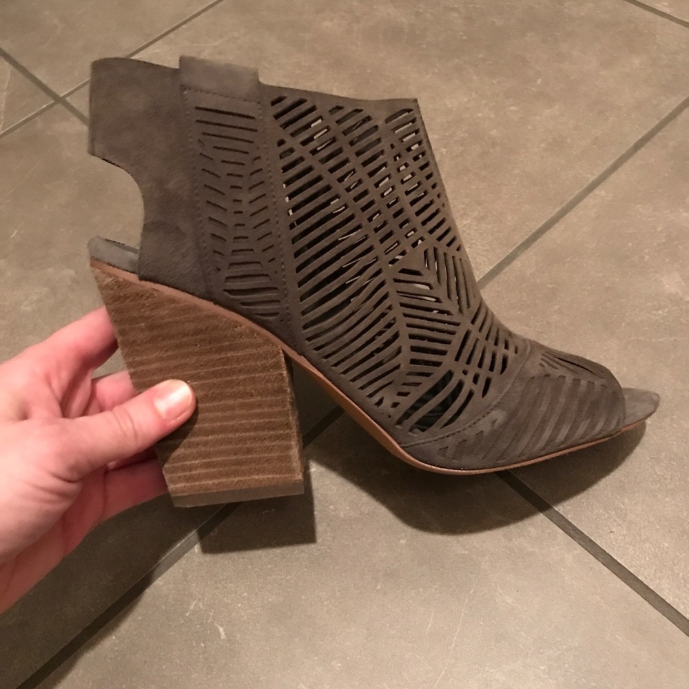 Vince Camuto Kimora Suede Booties